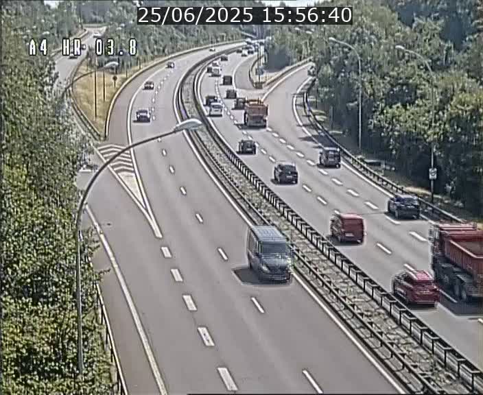 <h2>Webcam traffic A4 Luxembourg - BK 3.8 - Leudelange (direction Esch sur Alzette)</h2>