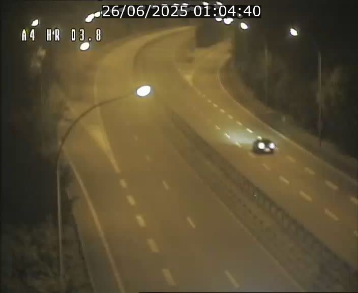 <h2>Webcam traffic A4 Luxembourg - BK 3.8 - Leudelange (direction Esch sur Alzette)</h2>