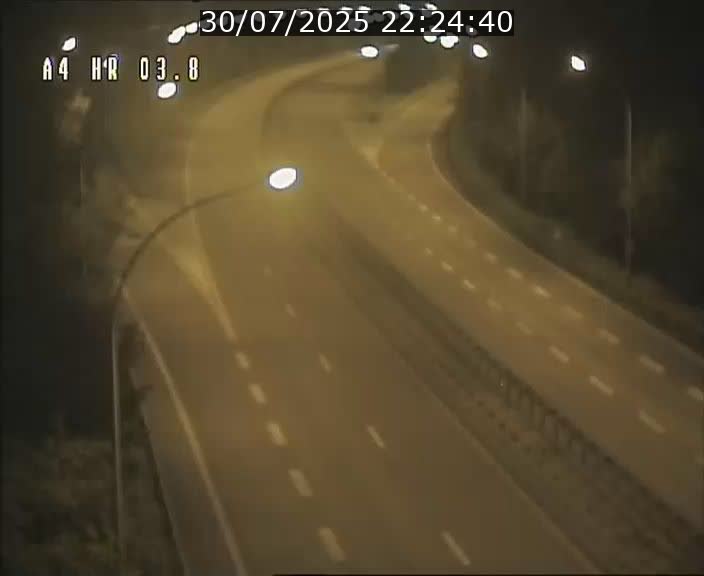 <h2>Webcam traffic A4 Luxembourg - BK 3.8 - Leudelange (direction Esch sur Alzette)</h2>