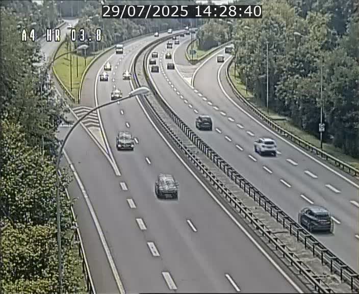<h2>Webcam traffic A4 Luxembourg - BK 3.8 - Leudelange (direction Esch sur Alzette)</h2>