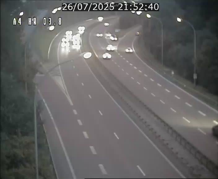 <h2>Webcam traffic A4 Luxembourg - BK 3.8 - Leudelange (direction Esch sur Alzette)</h2>