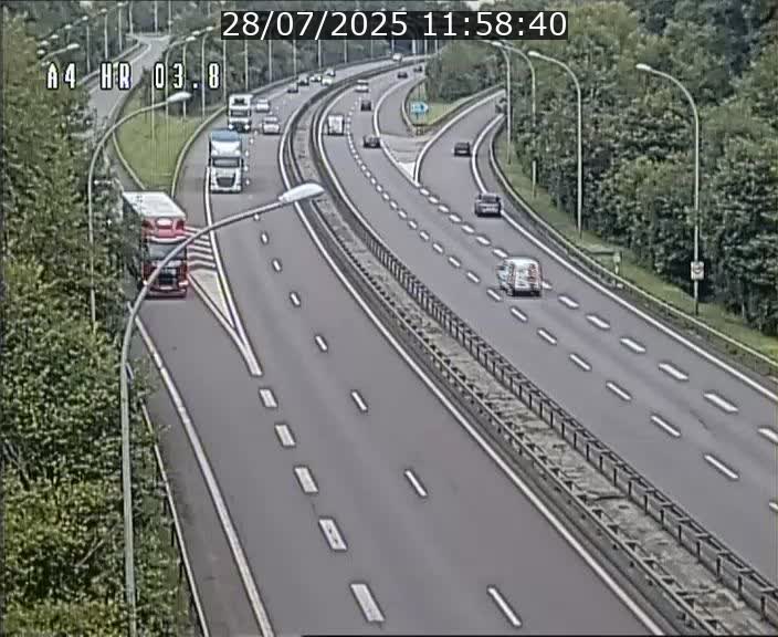 <h2>Webcam traffic A4 Luxembourg - BK 3.8 - Leudelange (direction Esch sur Alzette)</h2>