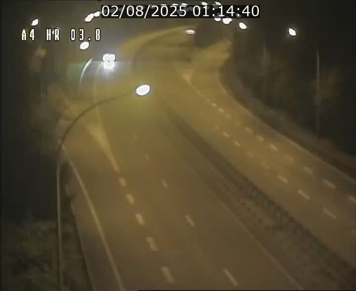 <h2>Webcam traffic A4 Luxembourg - BK 3.8 - Leudelange (direction Esch sur Alzette)</h2>