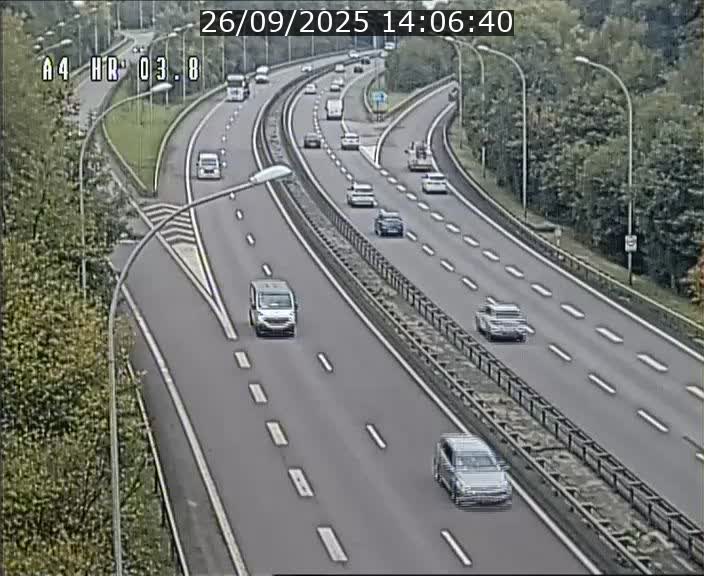 <h2>Webcam traffic A4 Luxembourg - BK 3.8 - Leudelange (direction Esch sur Alzette)</h2>