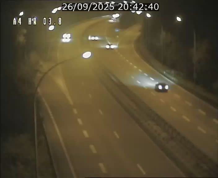 <h2>Webcam traffic A4 Luxembourg - BK 3.8 - Leudelange (direction Esch sur Alzette)</h2>