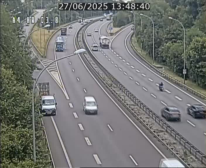 <h2>Webcam traffic A4 Luxembourg - BK 3.8 - Leudelange (direction Esch sur Alzette)</h2>