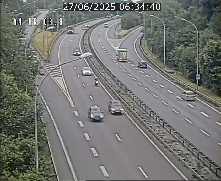 <h2>Webcam traffic A4 Luxembourg - BK 3.8 - Leudelange (direction Esch sur Alzette)</h2>