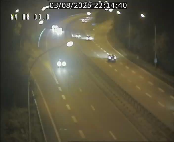 <h2>Webcam traffic A4 Luxembourg - BK 3.8 - Leudelange (direction Esch sur Alzette)</h2>