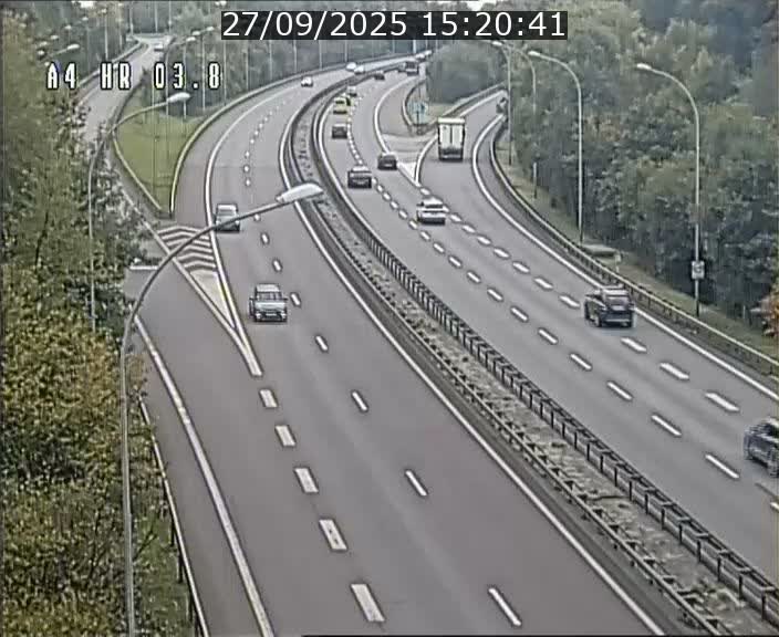 <h2>Webcam traffic A4 Luxembourg - BK 3.8 - Leudelange (direction Esch sur Alzette)</h2>