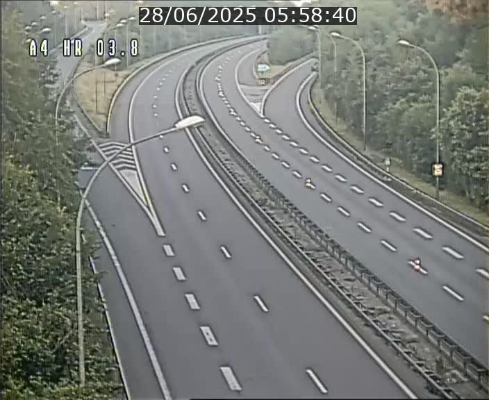 <h2>Webcam traffic A4 Luxembourg - BK 3.8 - Leudelange (direction Esch sur Alzette)</h2>