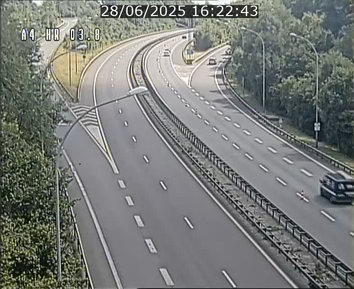 <h2>Webcam traffic A4 Luxembourg - BK 3.8 - Leudelange (direction Esch sur Alzette)</h2>