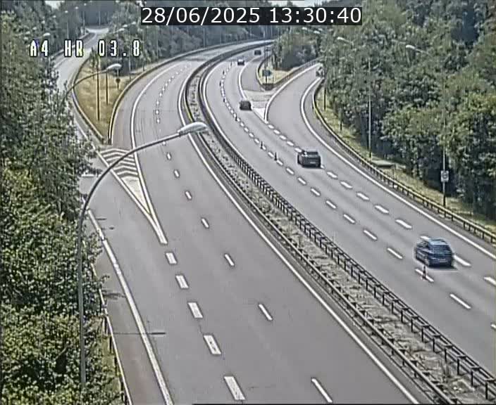 <h2>Webcam traffic A4 Luxembourg - BK 3.8 - Leudelange (direction Esch sur Alzette)</h2>