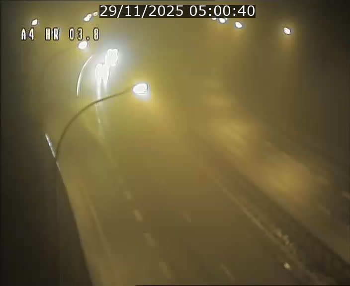 <h2>Webcam traffic A4 Luxembourg - BK 3.8 - Leudelange (direction Esch sur Alzette)</h2>
