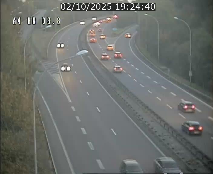 <h2>Webcam traffic A4 Luxembourg - BK 3.8 - Leudelange (direction Esch sur Alzette)</h2>