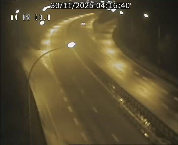 <h2>Webcam traffic A4 Luxembourg - BK 3.8 - Leudelange (direction Esch sur Alzette)</h2>