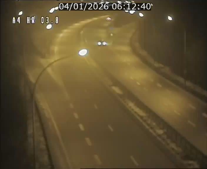 <h2>Webcam traffic A4 Luxembourg - BK 3.8 - Leudelange (direction Esch sur Alzette)</h2>
