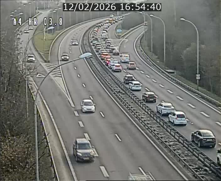 <h2>Webcam traffic A4 Luxembourg - BK 3.8 - Leudelange (direction Esch sur Alzette)</h2>