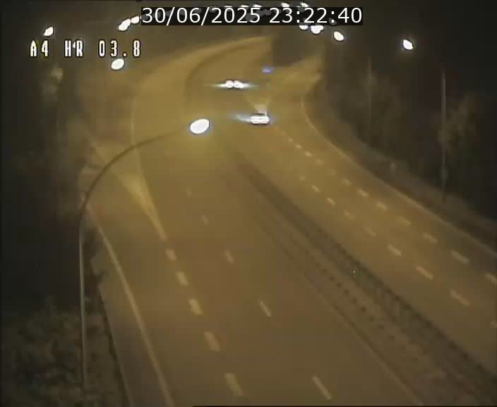 <h2>Webcam traffic A4 Luxembourg - BK 3.8 - Leudelange (direction Esch sur Alzette)</h2>