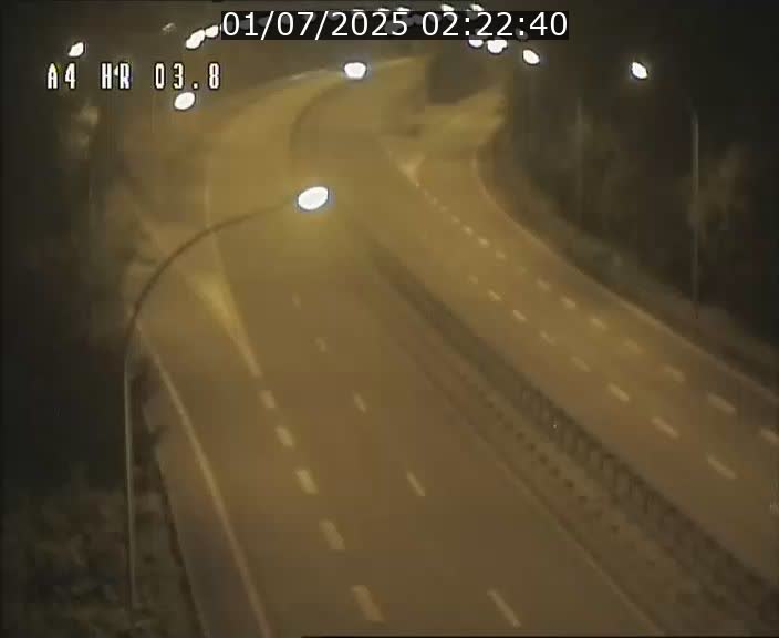 <h2>Webcam traffic A4 Luxembourg - BK 3.8 - Leudelange (direction Esch sur Alzette)</h2>