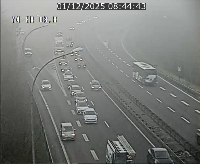 <h2>Webcam traffic A4 Luxembourg - BK 3.8 - Leudelange (direction Esch sur Alzette)</h2>