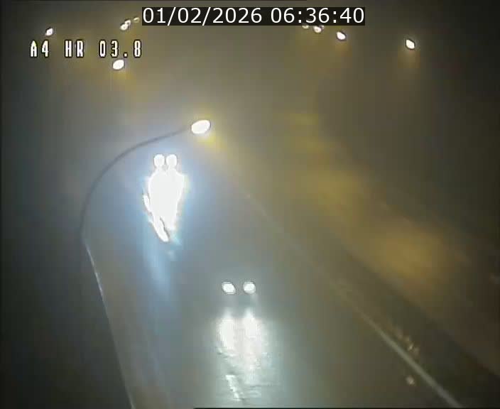 <h2>Webcam traffic A4 Luxembourg - BK 3.8 - Leudelange (direction Esch sur Alzette)</h2>