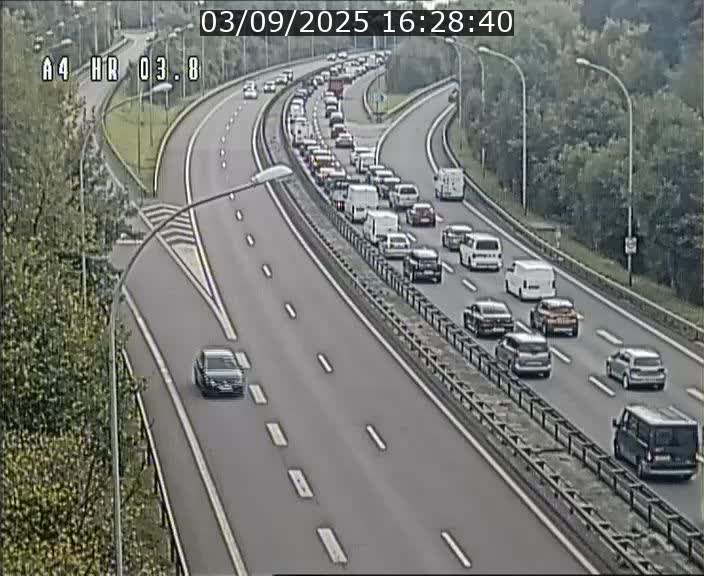 <h2>Webcam traffic A4 Luxembourg - BK 3.8 - Leudelange (direction Esch sur Alzette)</h2>