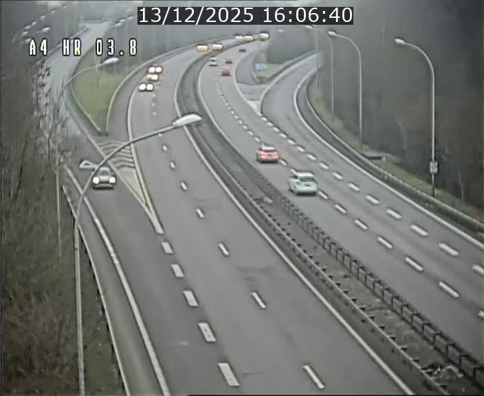 <h2>Webcam traffic A4 Luxembourg - BK 3.8 - Leudelange (direction Esch sur Alzette)</h2>