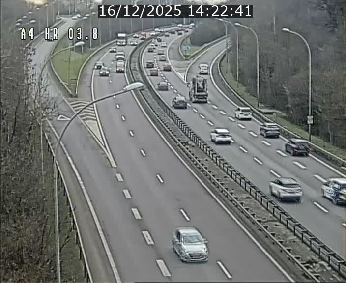 <h2>Webcam traffic A4 Luxembourg - BK 3.8 - Leudelange (direction Esch sur Alzette)</h2>