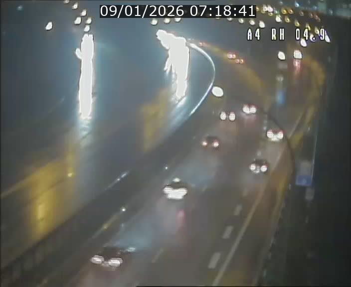 <h2>Traffic live webcam Luxembourg Leudelange - A4 - BK 4.9 - direction Luxembourg</h2>