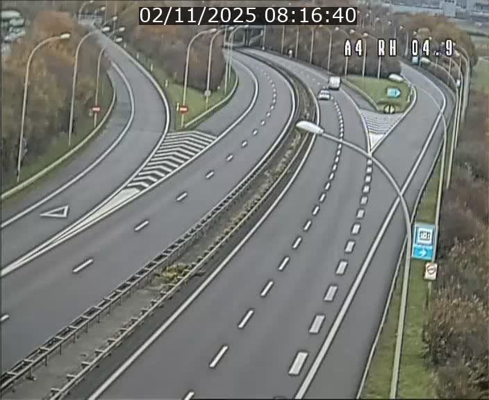 <h2>Traffic live webcam Luxembourg Leudelange - A4 - BK 4.9 - direction Luxembourg</h2>