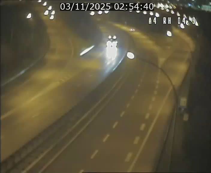 <h2>Traffic live webcam Luxembourg Leudelange - A4 - BK 4.9 - direction Luxembourg</h2>