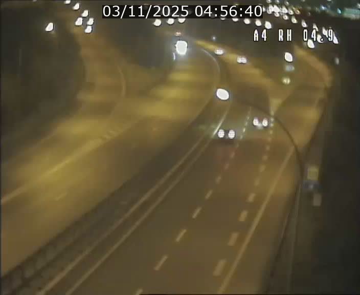 <h2>Traffic live webcam Luxembourg Leudelange - A4 - BK 4.9 - direction Luxembourg</h2>