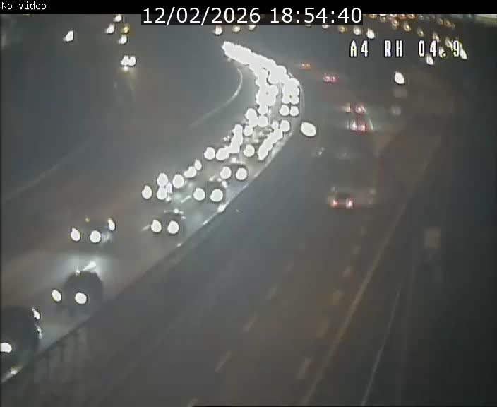 <h2>Traffic live webcam Luxembourg Leudelange - A4 - BK 4.9 - direction Luxembourg</h2>