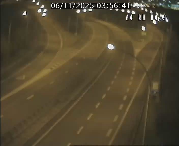 <h2>Traffic live webcam Luxembourg Leudelange - A4 - BK 4.9 - direction Luxembourg</h2>