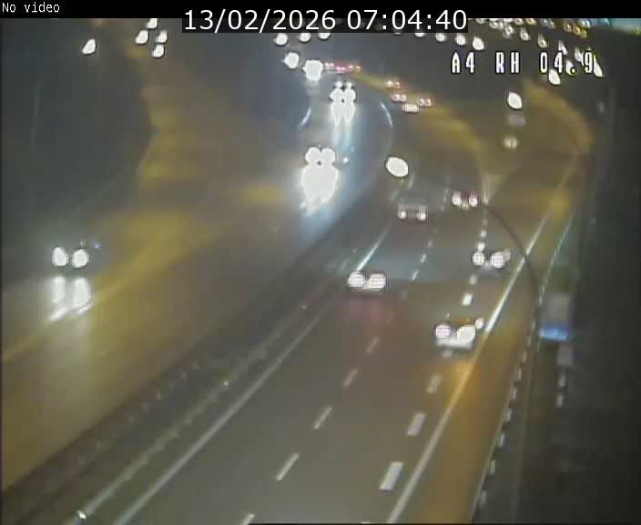 <h2>Traffic live webcam Luxembourg Leudelange - A4 - BK 4.9 - direction Luxembourg</h2>
