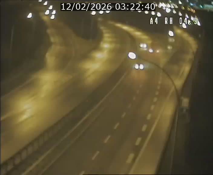 <h2>Traffic live webcam Luxembourg Leudelange - A4 - BK 4.9 - direction Luxembourg</h2>
