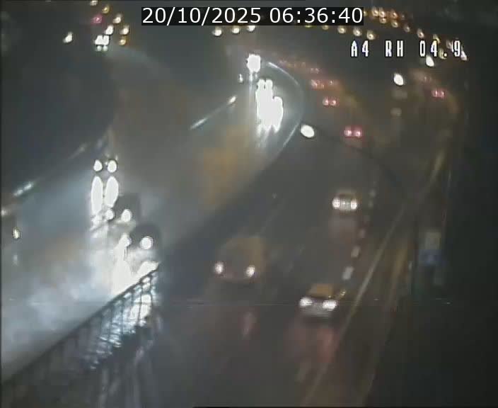 <h2>Traffic live webcam Luxembourg Leudelange - A4 - BK 4.9 - direction Luxembourg</h2>