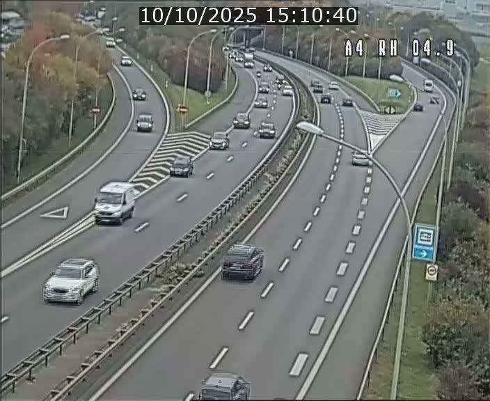 <h2>Traffic live webcam Luxembourg Leudelange - A4 - BK 4.9 - direction Luxembourg</h2>