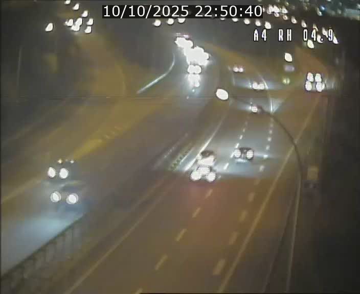 <h2>Traffic live webcam Luxembourg Leudelange - A4 - BK 4.9 - direction Luxembourg</h2>