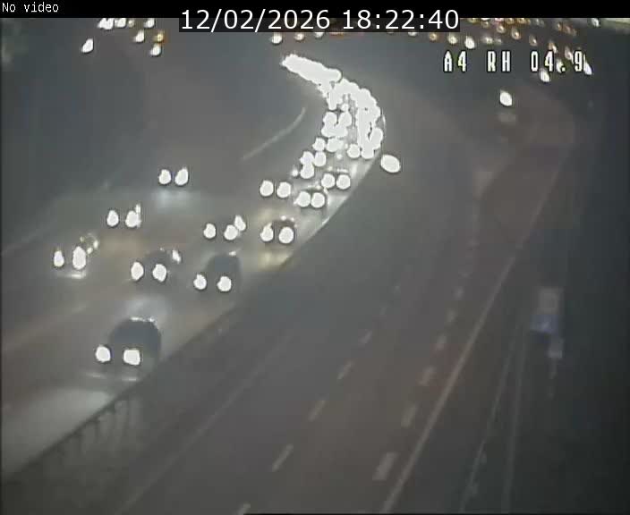 <h2>Traffic live webcam Luxembourg Leudelange - A4 - BK 4.9 - direction Luxembourg</h2>