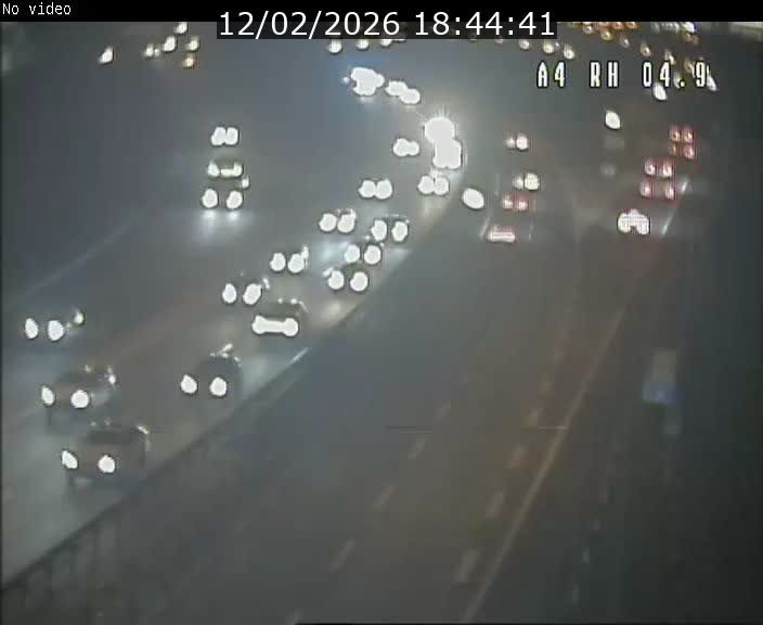 <h2>Traffic live webcam Luxembourg Leudelange - A4 - BK 4.9 - direction Luxembourg</h2>