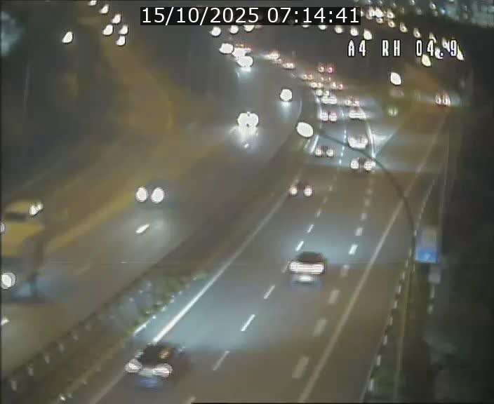 <h2>Traffic live webcam Luxembourg Leudelange - A4 - BK 4.9 - direction Luxembourg</h2>