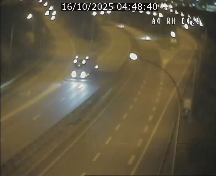 <h2>Traffic live webcam Luxembourg Leudelange - A4 - BK 4.9 - direction Luxembourg</h2>