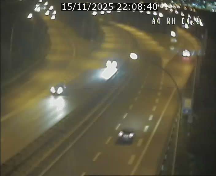 Traffic live webcam Luxembourg Leudelange - A4 - BK 4.9 - direction Luxembourg