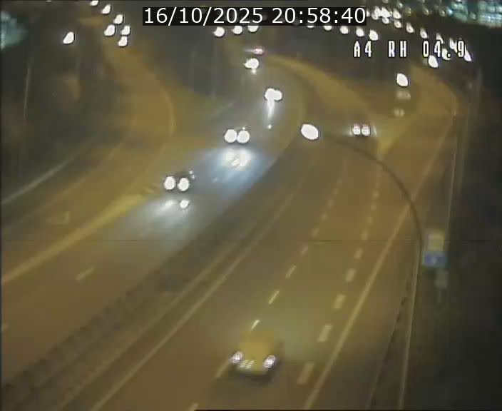 <h2>Traffic live webcam Luxembourg Leudelange - A4 - BK 4.9 - direction Luxembourg</h2>