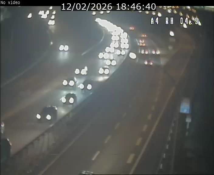 <h2>Traffic live webcam Luxembourg Leudelange - A4 - BK 4.9 - direction Luxembourg</h2>