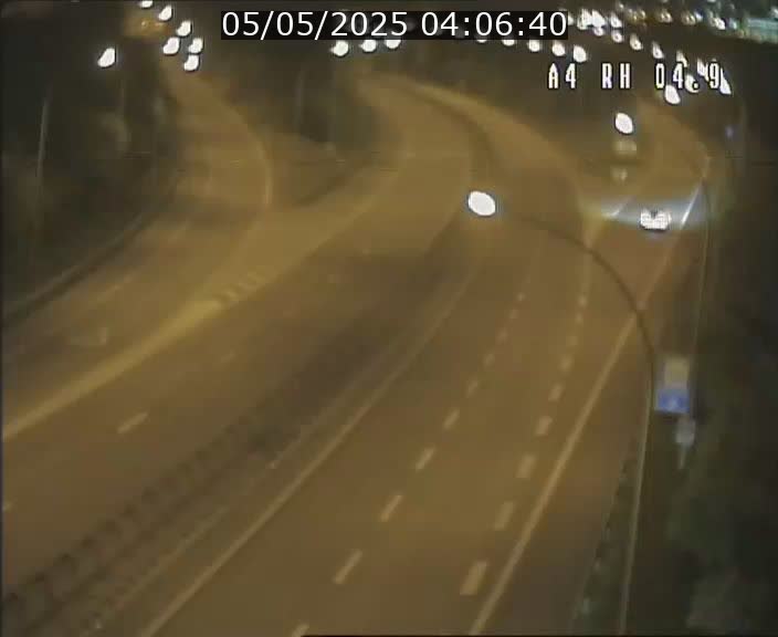 Traffic live webcam Luxembourg Leudelange - A4 - BK 4.9 - direction Luxembourg