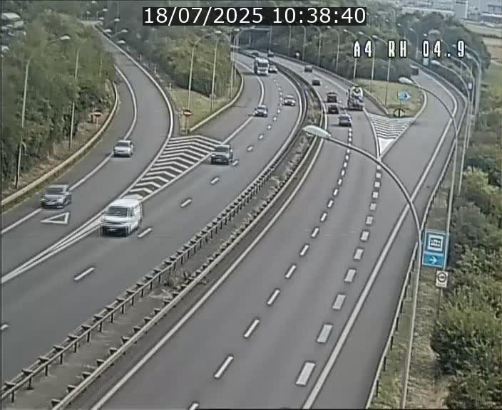 Traffic live webcam Luxembourg Leudelange - A4 - BK 4.9 - direction Luxembourg