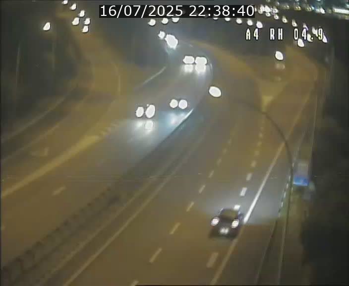 Traffic live webcam Luxembourg Leudelange - A4 - BK 4.9 - direction Luxembourg