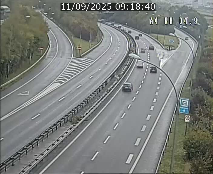 Traffic live webcam Luxembourg Leudelange - A4 - BK 4.9 - direction Luxembourg